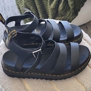 Dr. Martens Blaire Platform Sandal - Women's size 10